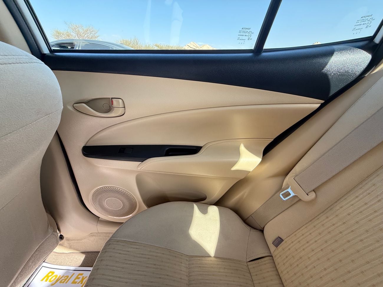 Toyota Yaris E