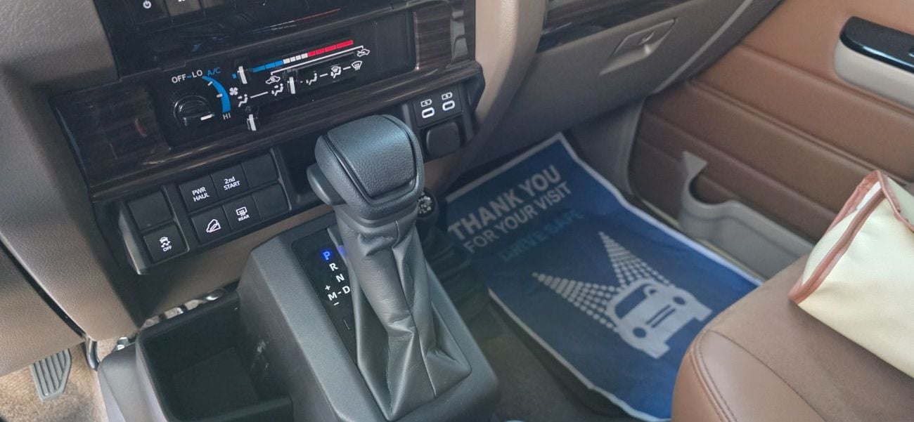تويوتا لاند كروزر 70 LC71 HT VXR