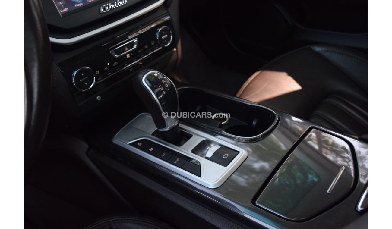 مازيراتي جيبلي Std Std