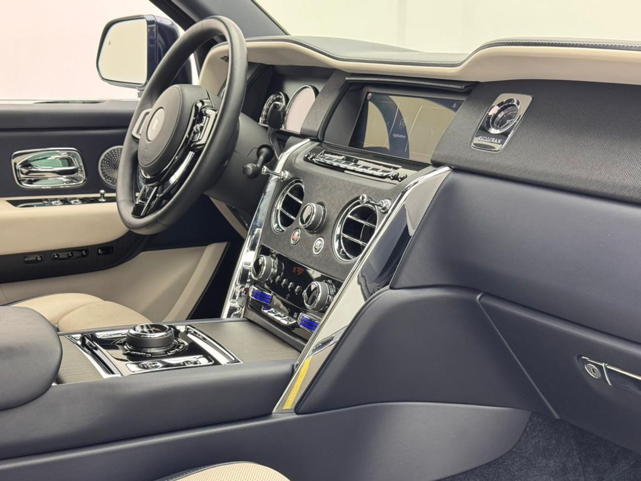 رولز رويس كولينان 2023 Rolls-Royce Cullinan, Rolls-Royce Service History, 1 Year Warranty, Excellent Condition