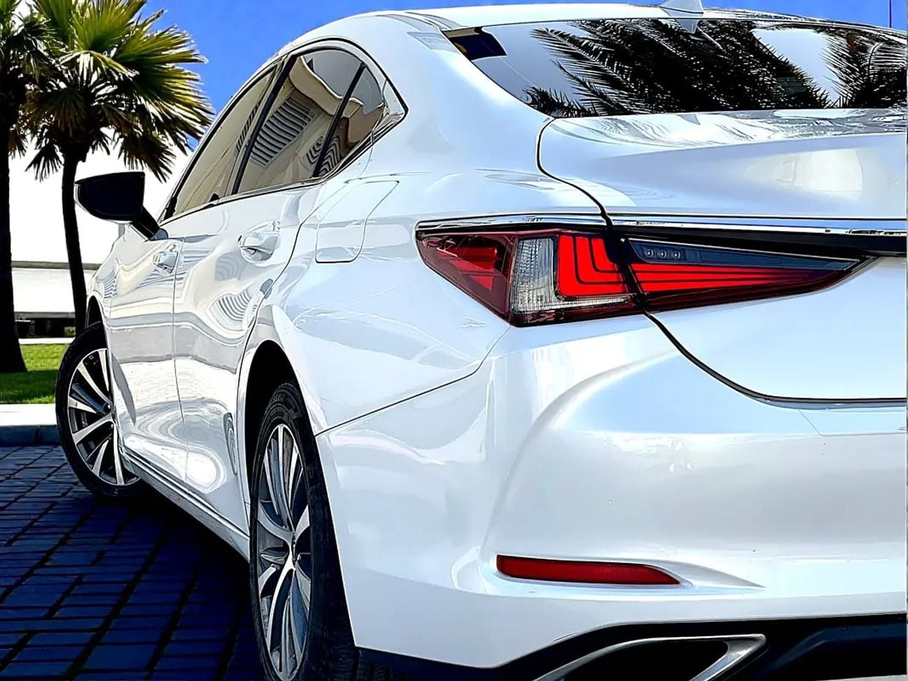 Lexus ES350 1,150 P.M | | ES-350 | 3.5L V6 | | FREE ACCIDENT | ORIGINAL PAINT | 0% DOWNPAYMENT