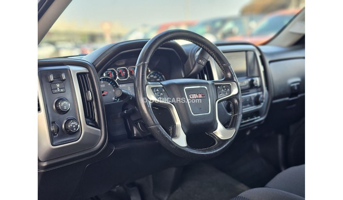 GMC Sierra 1500 SLE GMC SIERRA SLE 2018 GCC SINGLE OWNER WITH FULL LIFT KIT