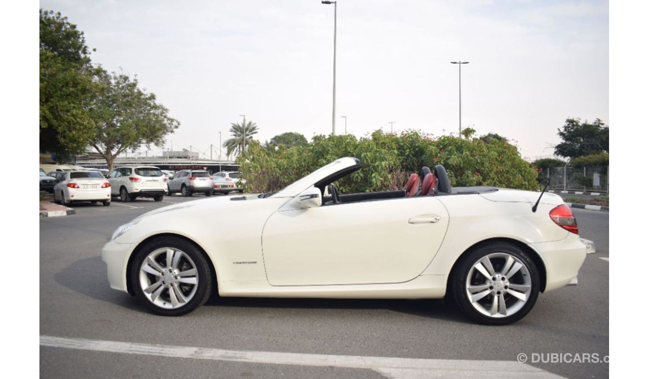 مرسيدس بنز SLK 200 HARD TOP CONVERTIBLE 2009 GCC SPECS LOW MILEAGE