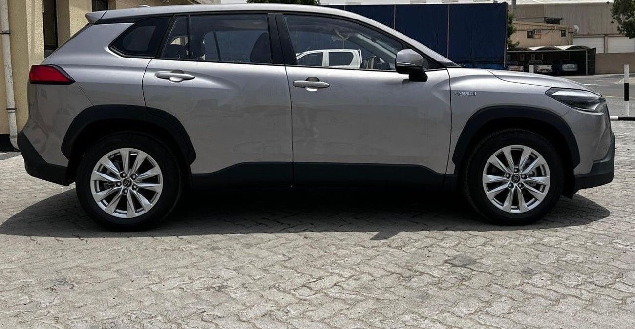 Toyota Corolla Cross TOYOTA COROLLA CROSS LUXURY EDITION 2025 (COLOR AVAILABILITY : WHITE, BLACK, GREY, SILVER)