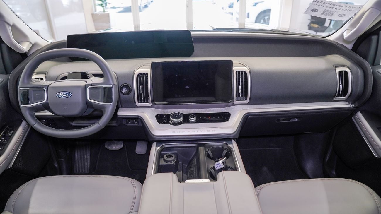 Ford Expedition PLATINUM Active 3.5L (400 HP) 4WD