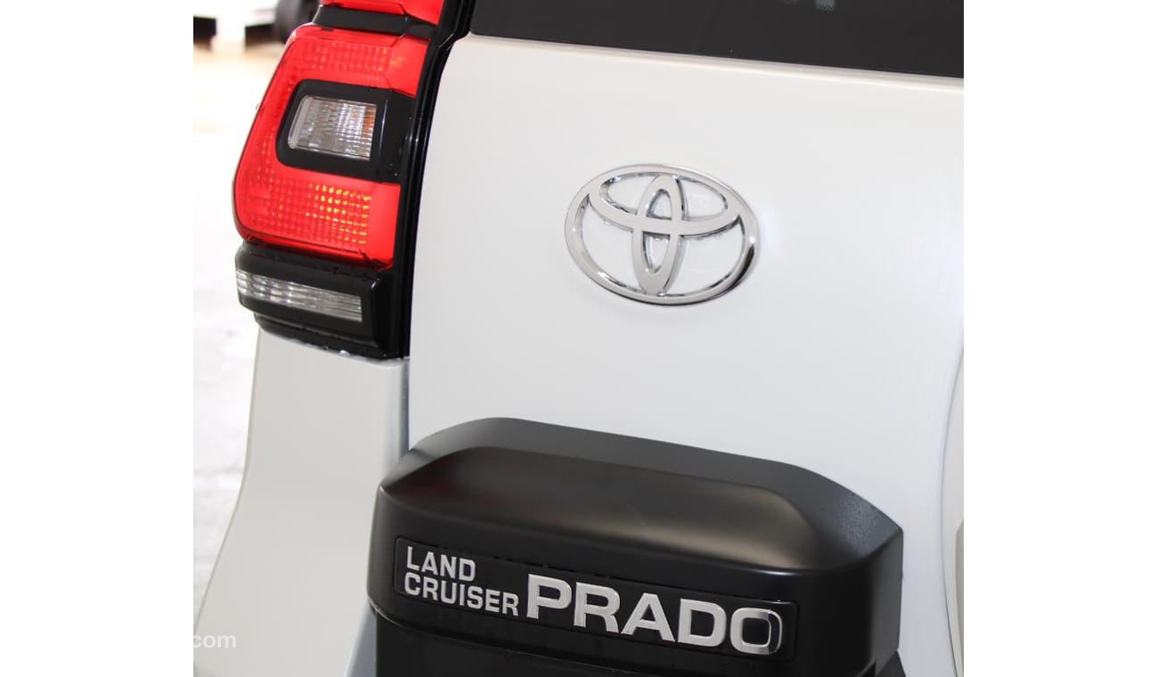 Toyota Prado 2018 [Kakadu Edition], 2.8 Diesel, Sunroof, Electric & Leather Seats *Premium Condition*