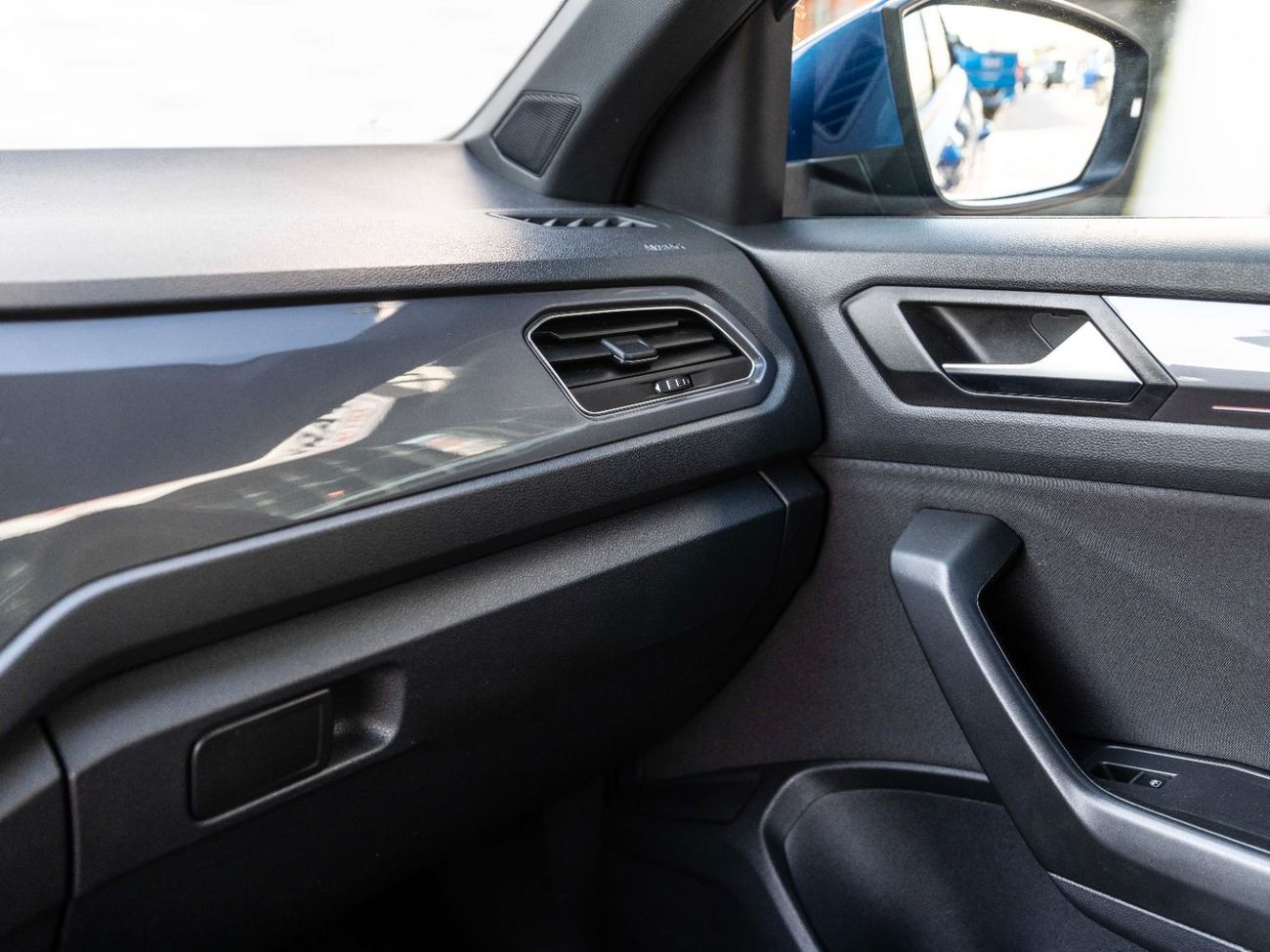 فولكس واجن T ROC