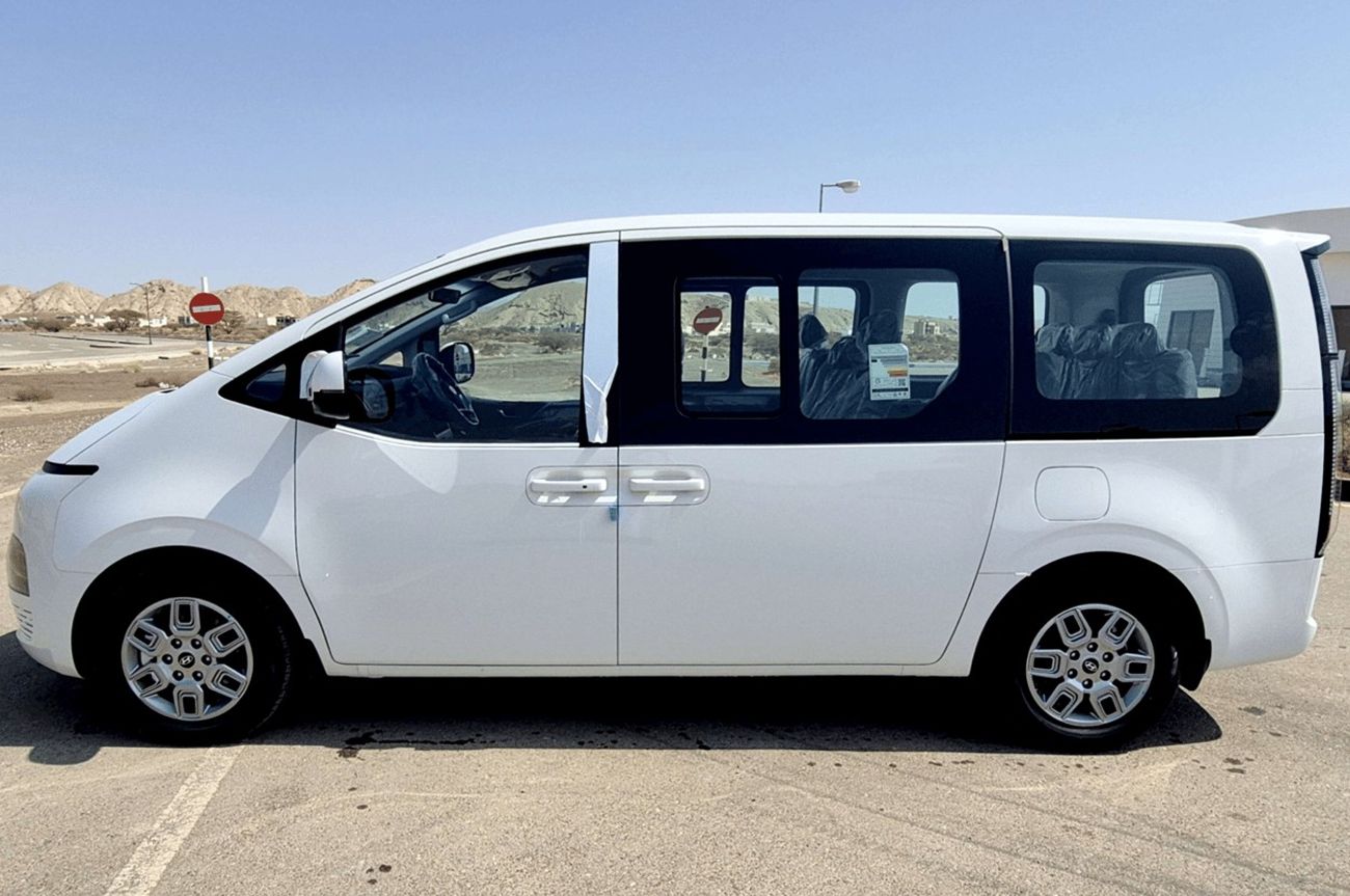 هيونداي ستاريا (US4) 11-SEATER COMFORT (D) A/T