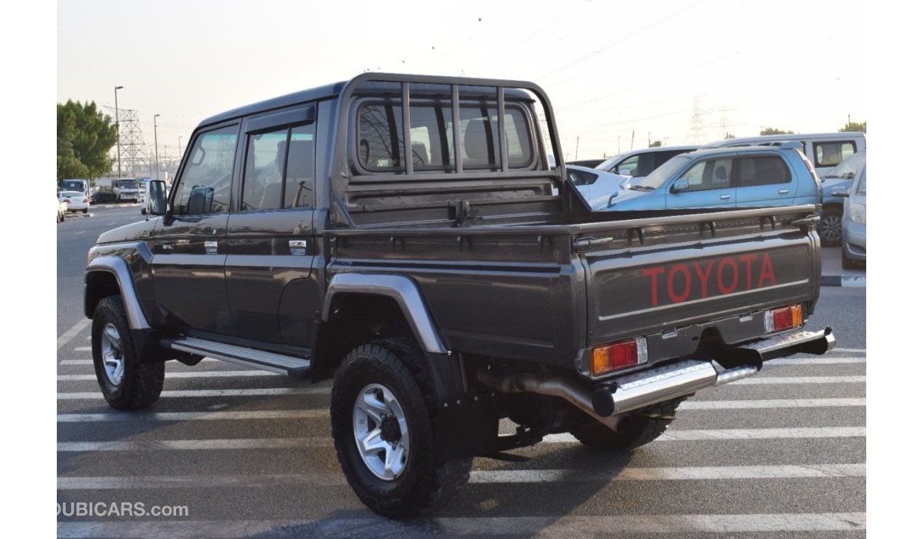 Toyota Land Cruiser Pick Up Toyota Land Cruiser pick up hard top engine diesel cc 4.4