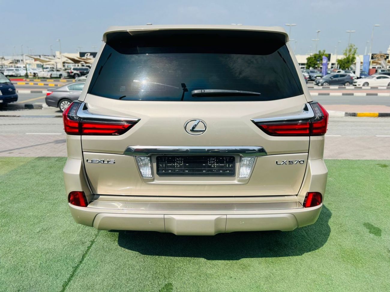 Lexus LX 570 LEXUS LX 570 2016 Prestige 5.7L/V8