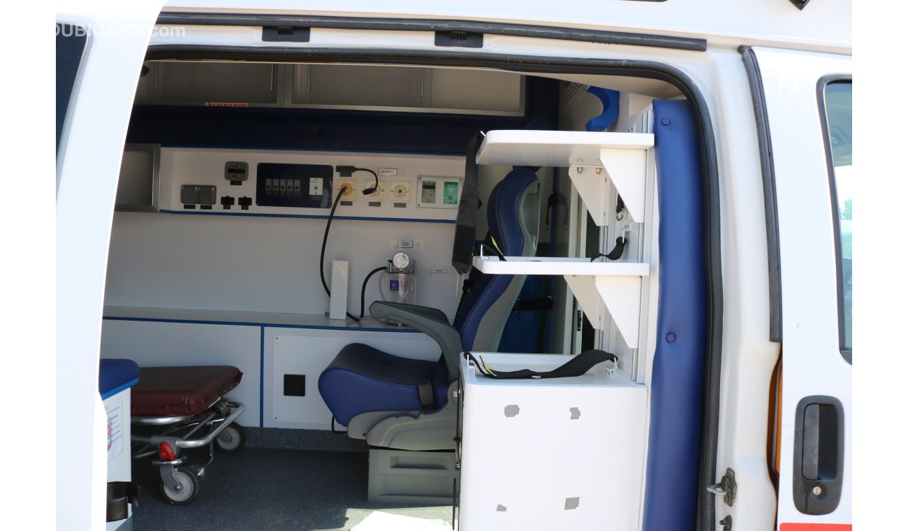 شيفروليه إكسبرس FULLY EQUIPPED AMBULANCE