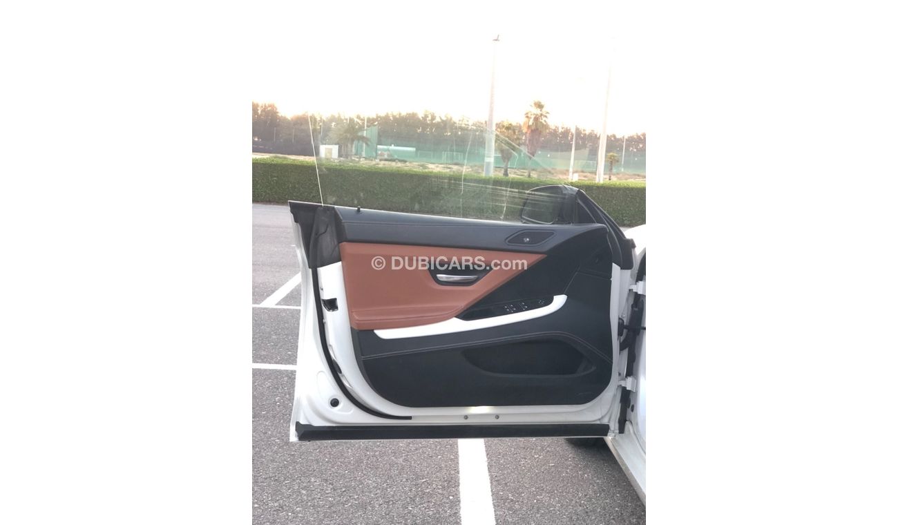 BMW 650i Luxury MODEL 2013 GCC CAR PREFECT CONDITION INSIDE AND OUTSIDE FULL OPTION PANORAMIC ROOF LEATHER SE