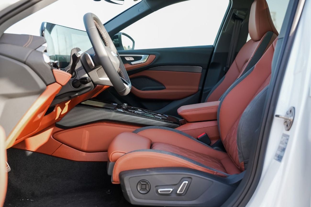 Audi A5 2025 AUDI A5L S-Line 2.0T I4 FWD 0Km