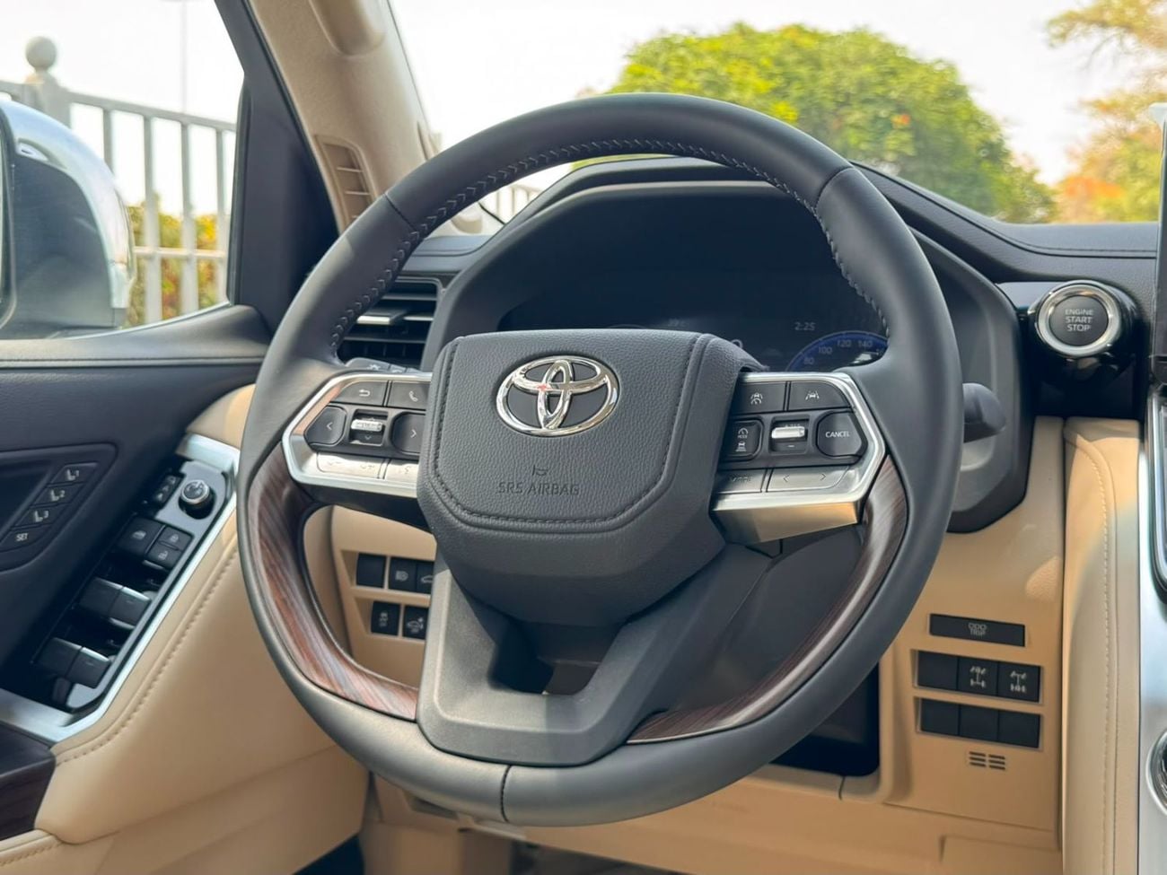 Toyota Land Cruiser VXR