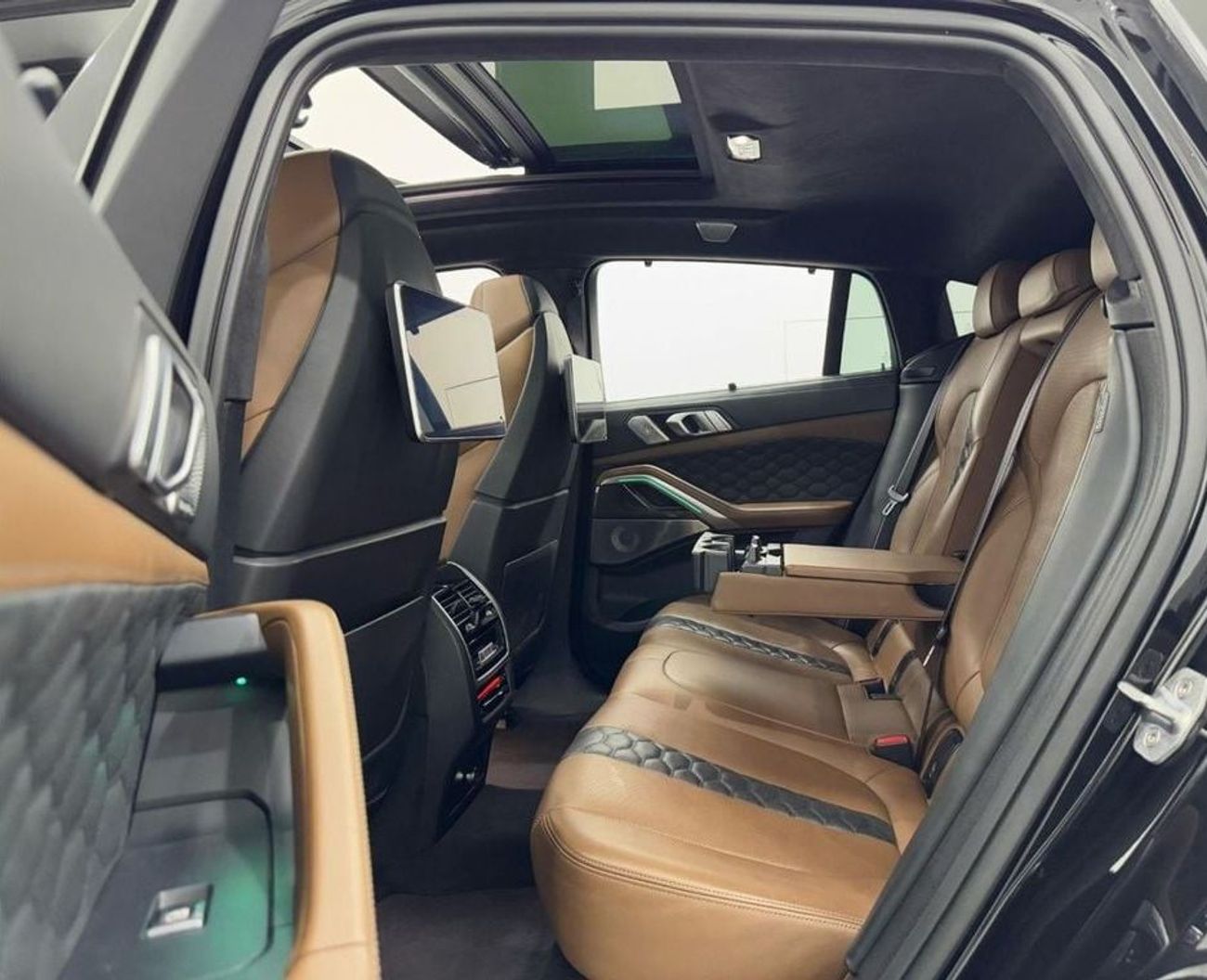 BMW X6M Competition 4.4L 2020 BMW X6M Competition, BMW Service History, Warranty, Excellent Condition, Full 