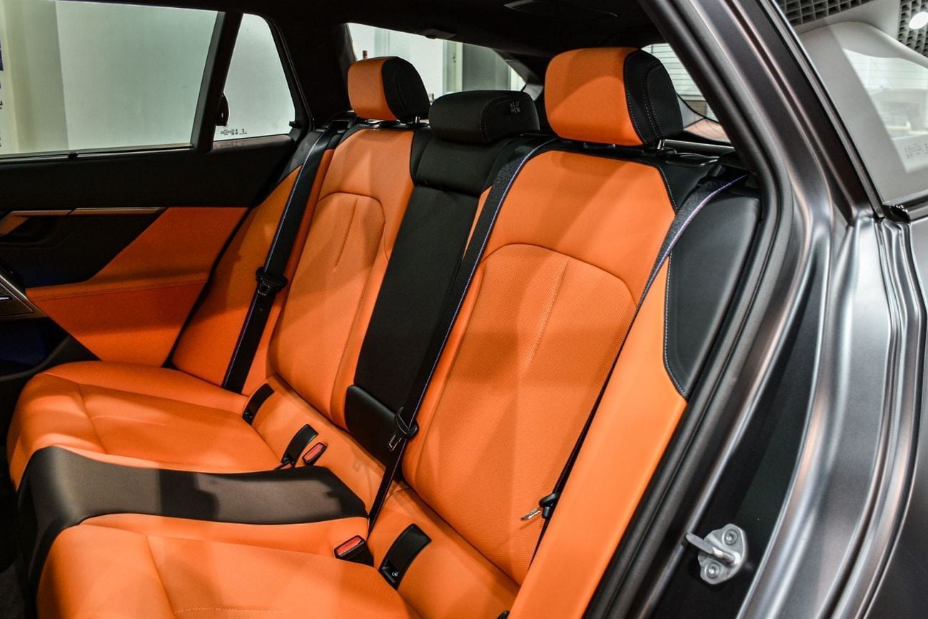 بي أم دبليو M5 TOURING MASTERCLASS