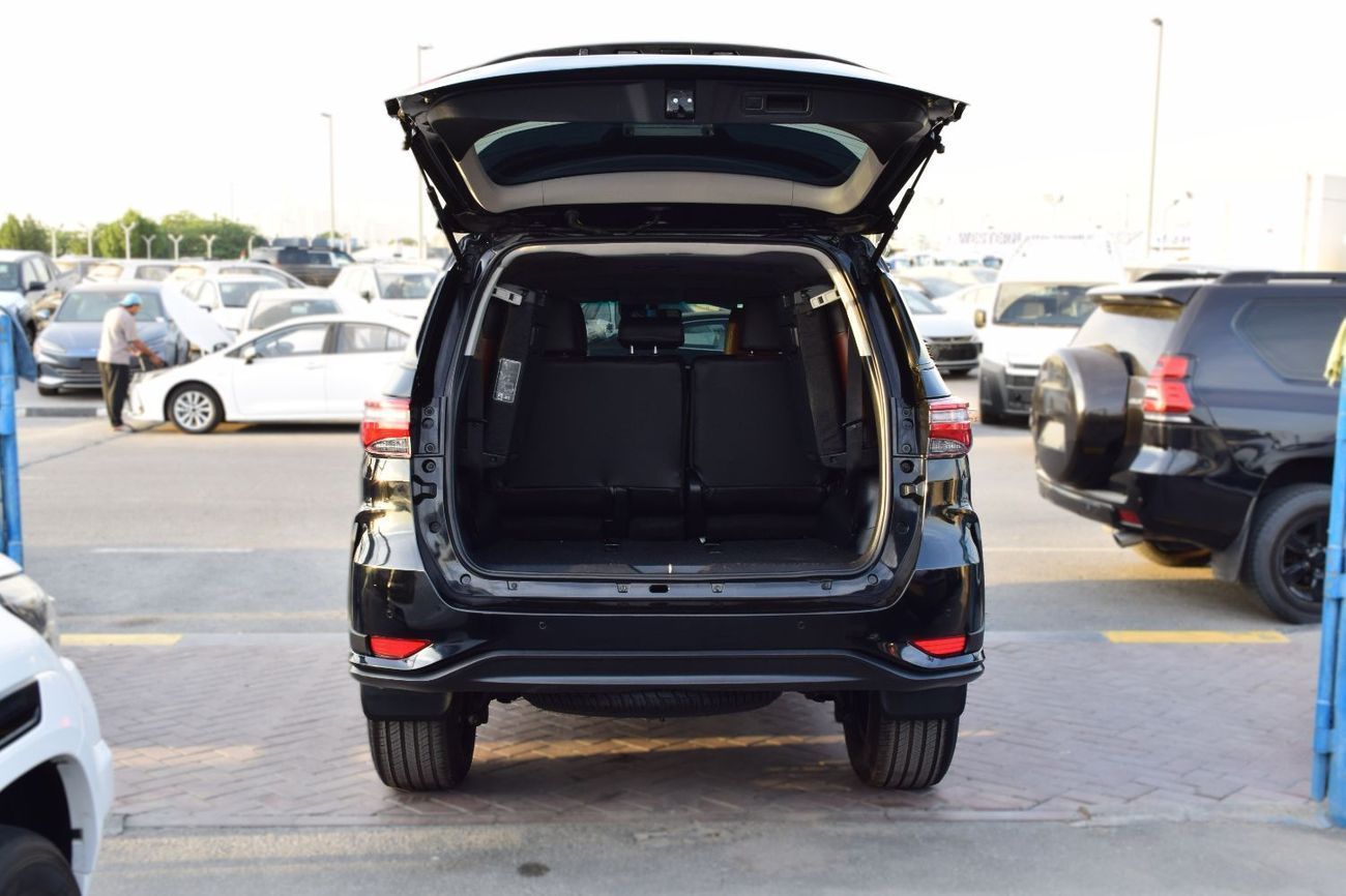 Toyota Fortuner VX2 4X4 Diesel 2.8L (Right Hand)