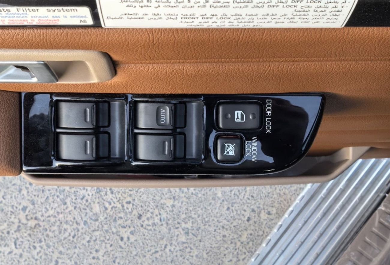 Toyota Land Cruiser Pick Up TOYOTA LAND CRUISER DOUBLE CABIN 2.8L DIESEL 4WD AUTOMATIC 2025 GREY