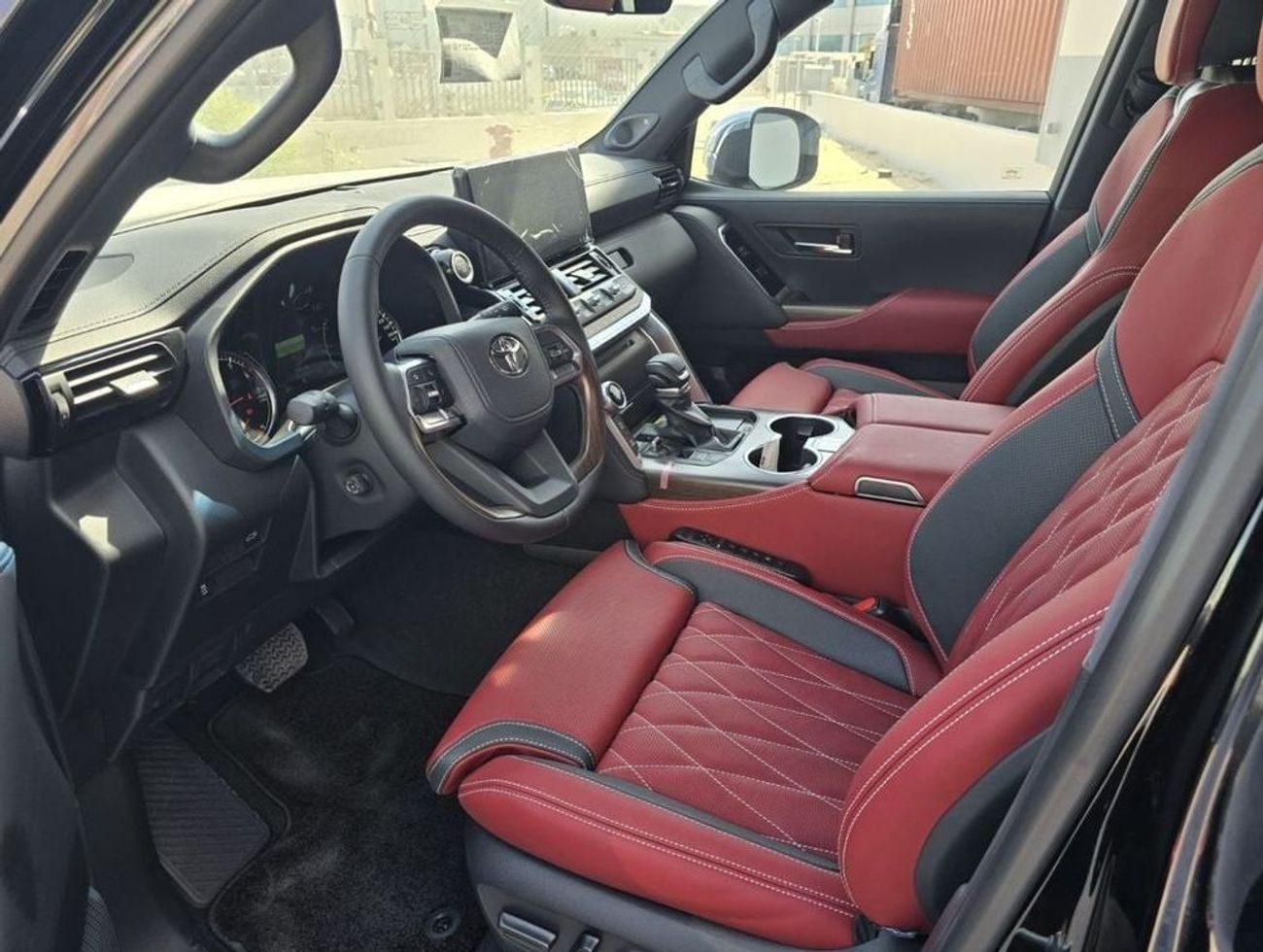 تويوتا لاند كروزر VX 3.5L PETROL A/T WITH MBS AUTOBIOGRAPHY VIP 4 SEAT AND ROOF STAR LIGHT