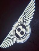 Bentley Bentayga V8 2019 Bentley Bentayga V8, Warranty, Carbon Fiber Package, Full Options, Low Kms