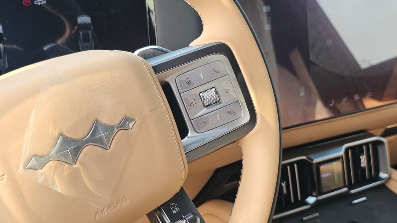 بي واي دي ليوبارد 8 Smart and Brave Flagship Edition (7 Seats)