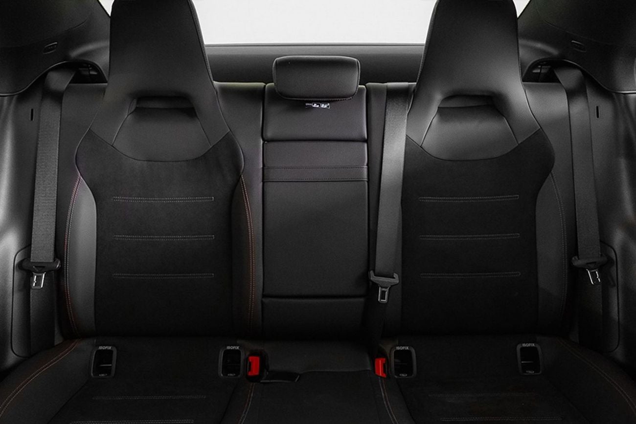مرسيدس بنز CLA 200 PREMIUM PLUS