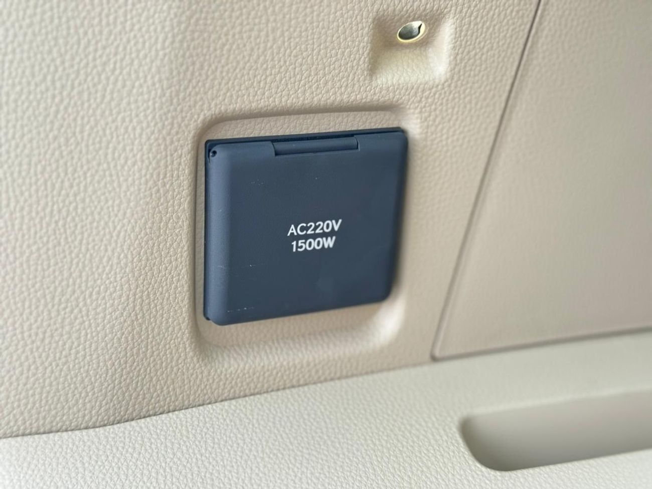 تويوتا لاند كروزر 