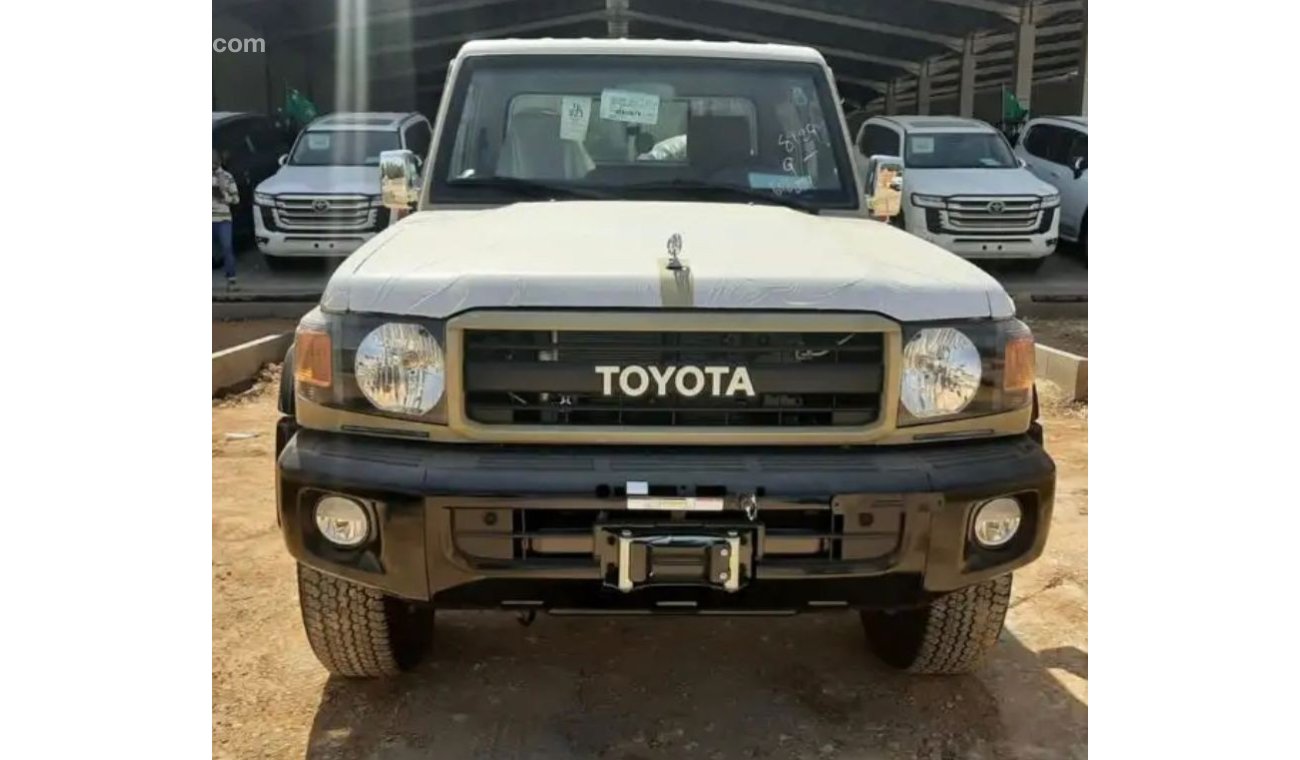 Toyota Land Cruiser Pick Up 22YM LC79 LX 4.0L SC 70th anniversary