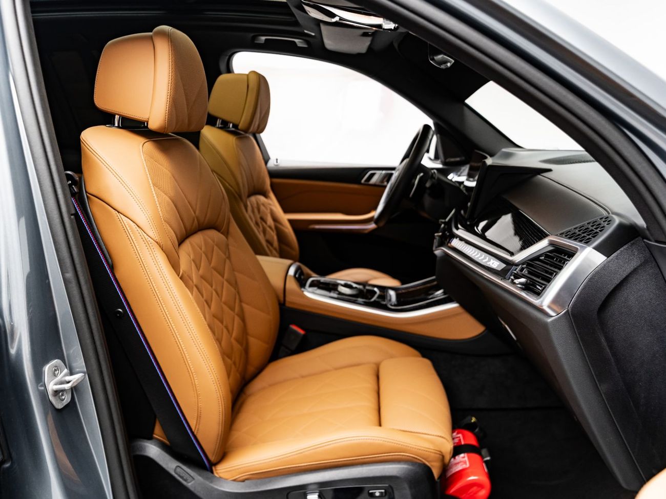 BMW X5 40i xDrive 3.0L 2025 BMW X5 xDrive40i M Sport Pro, BMW Warranty + Service Contract, Low Mileage, GCC