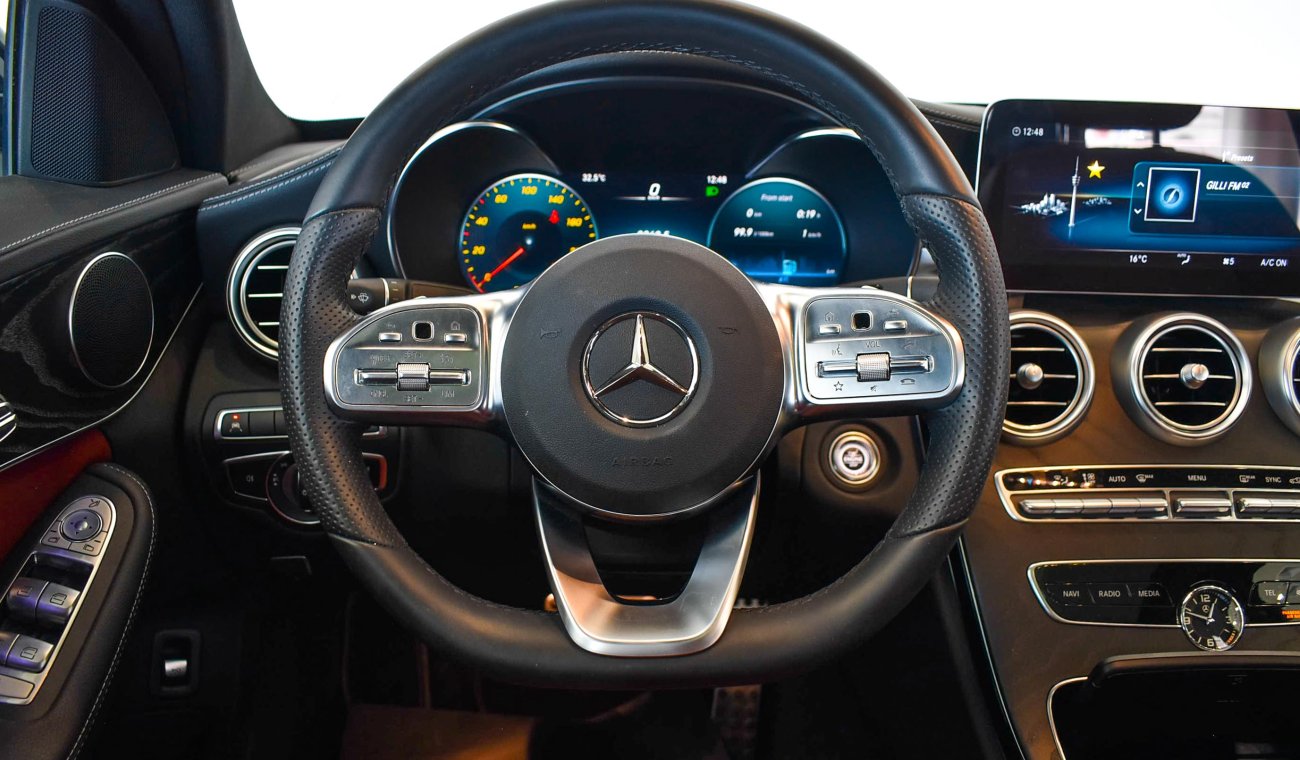 مرسيدس بنز C200 SALOON / Reference: VSB ***** Certified Pre-Owned