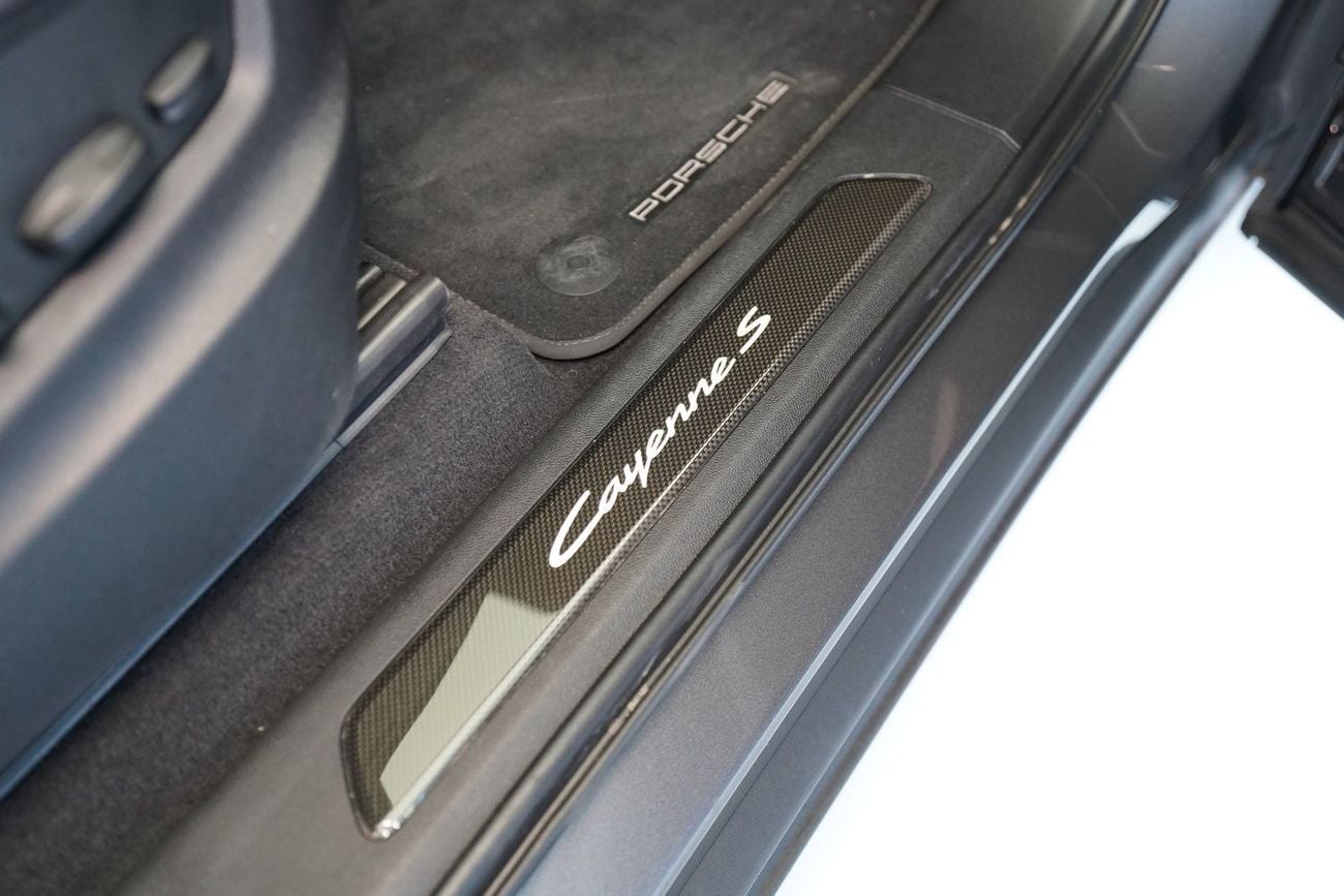 Porsche Cayenne S Coupe S