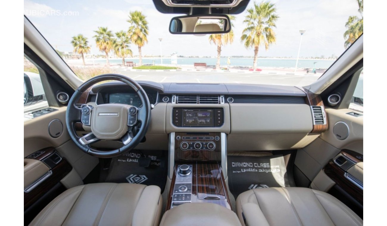 Land Rover Range Rover Range Rover Vogue HSE V8 5.0  Panoramic  2016 GCC Under Warranty