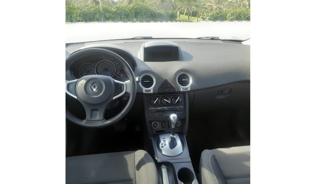 Renault Koleos Renault Koleos Model 2015 (GCC  _ SPEC) - - VERY GOOD CONDITION