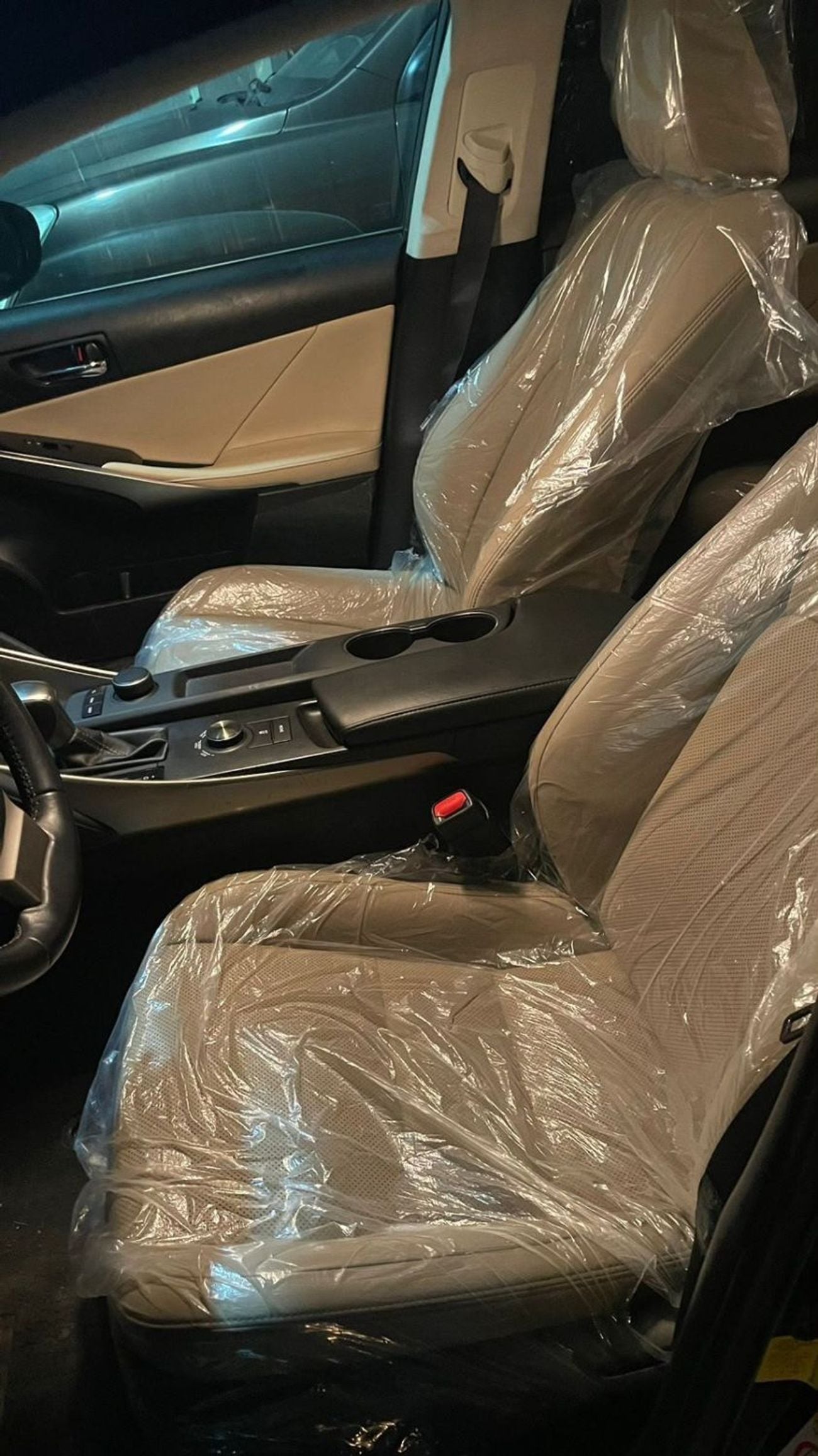Lexus IS300 PREMIER Lexus IS 300 2019 | USA Specs | Sunroof | 92,000 KM | Black