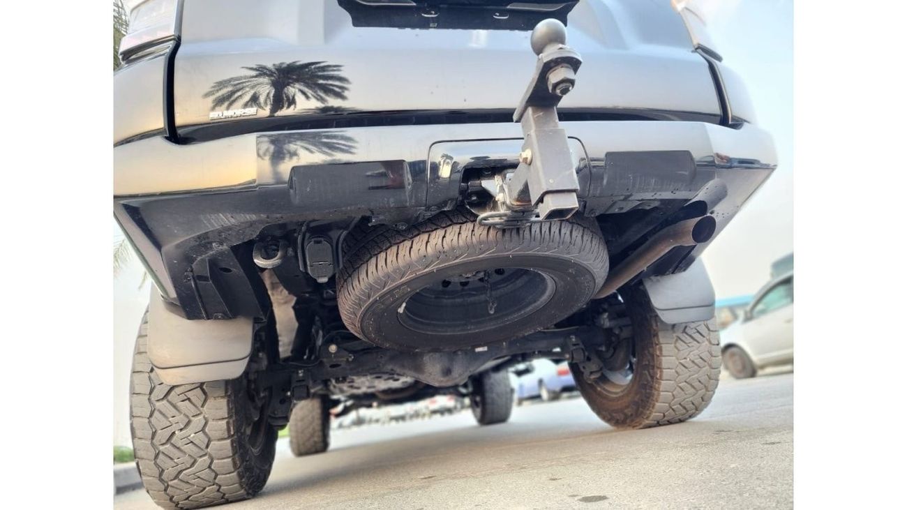 تويوتا Runner4 TOYOTA 4Runner Trd OFF Road  full option