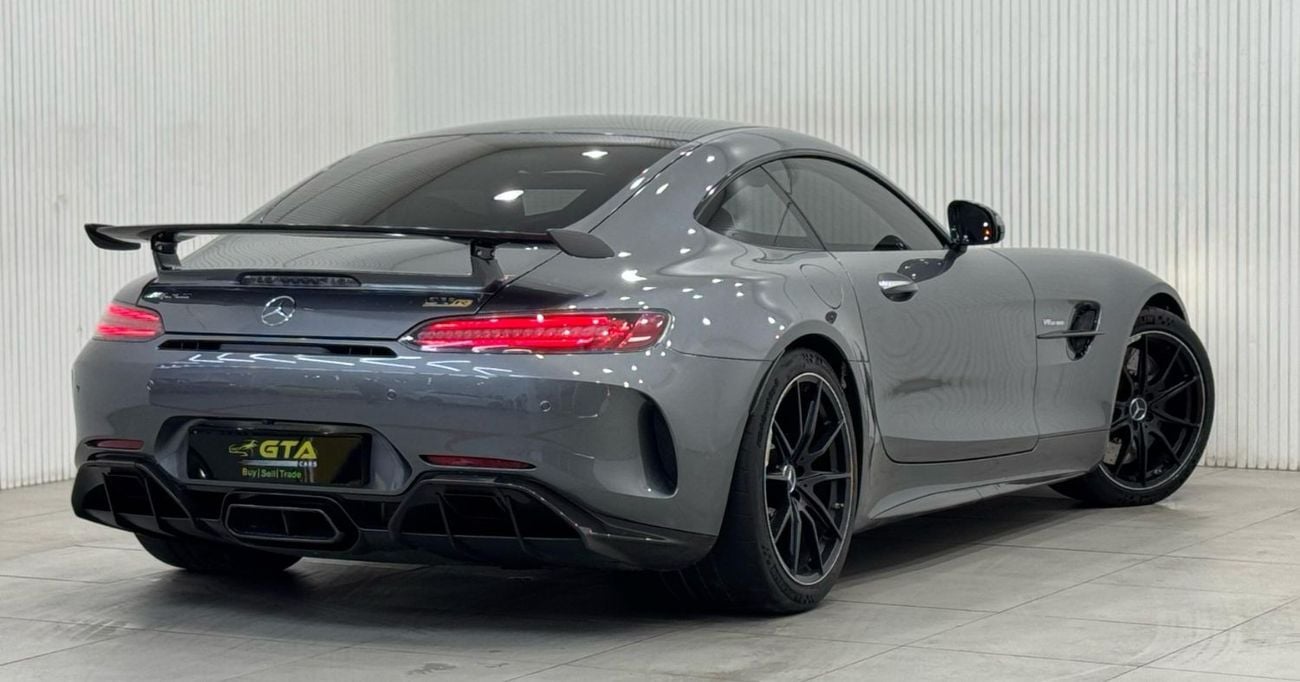 مرسيدس بنز AMG GTR 2018 Mercedes-AMG GT R, Full Carbon Fiber, 1 Year Warranty, Full Agency Service History, GCC