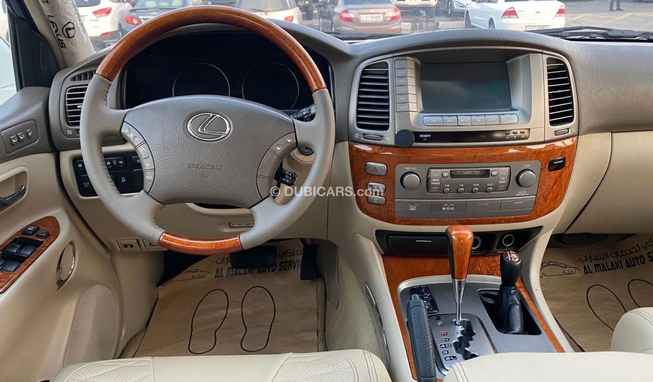 Lexus LX 470 GCC Full options