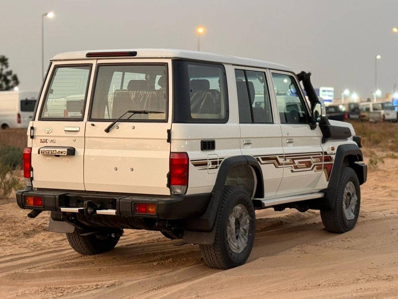 Toyota Land Cruiser 70 Std 4.0L AWD