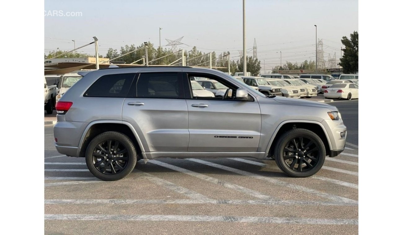 جيب جراند شيروكي 2018 Jeep Grand Cherokee 3.6L 4x4 MidOption+