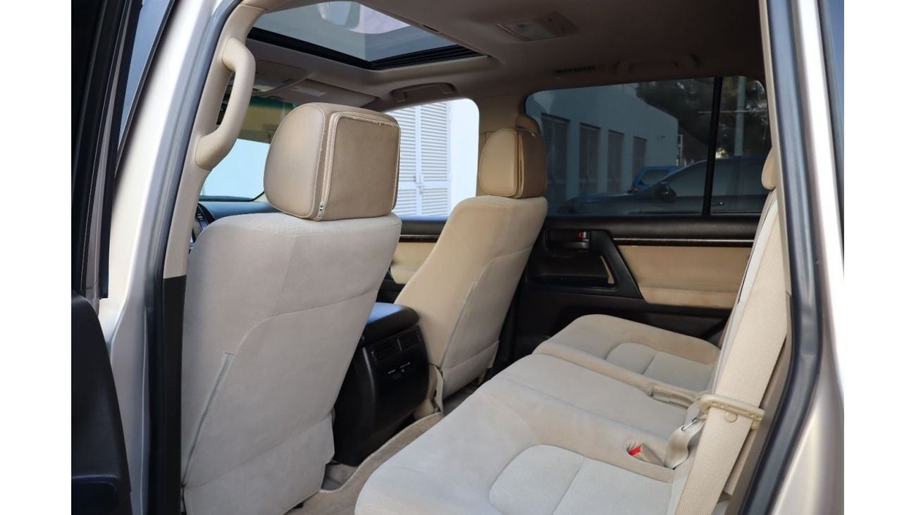 Toyota Land Cruiser GCC V8 GXR