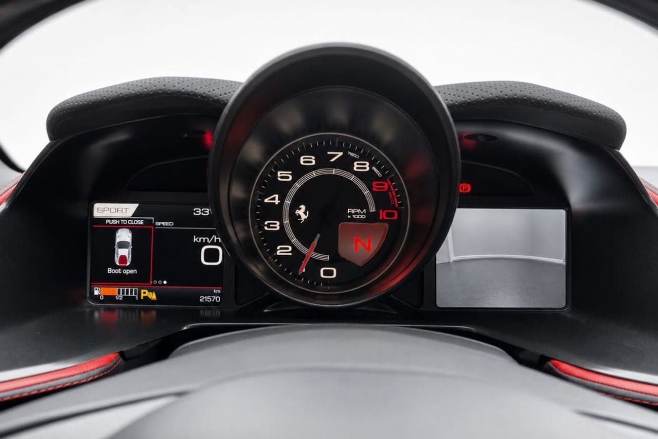 فيراري 812 GTS SUPERFAST