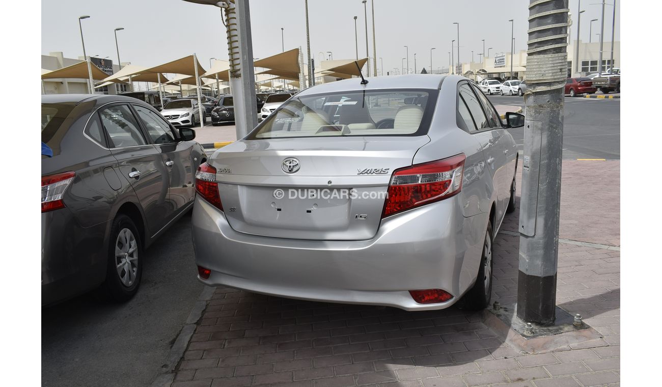 تويوتا يارس 2015 خليجي بحالة ممتازة  بدون حوادث