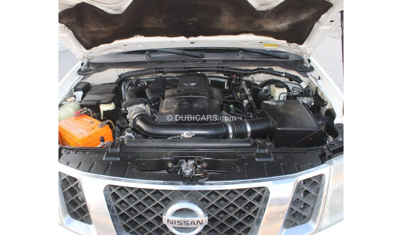 Nissan Pathfinder SE Mid Nissan Pathfinder 2014 in excellent condition without accidents