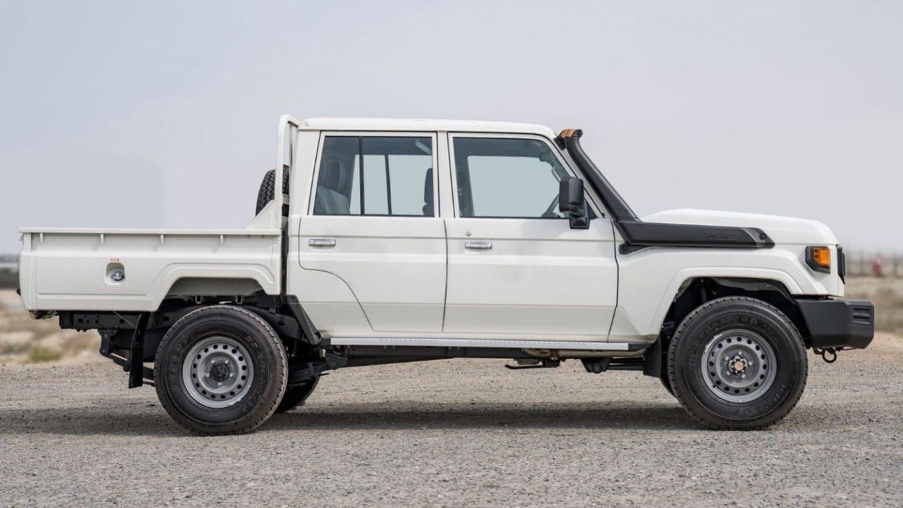 تويوتا لاند كروزر بيك آب Toyota Land Cruiser Pick-up DC 4.2L Diesel  MT MY2024
