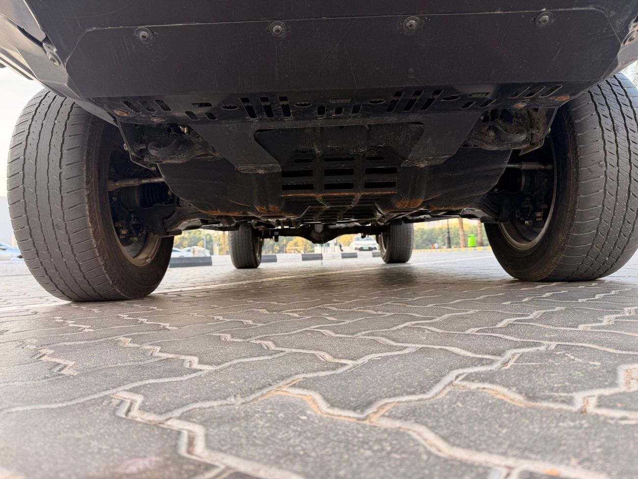 تويوتا هيلوكس SR with Bullbar