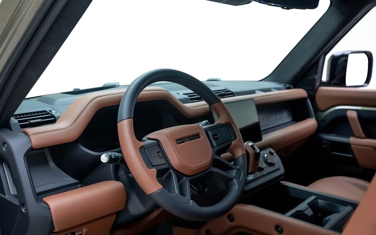 لاند روفر ديفندر 110 OCTA