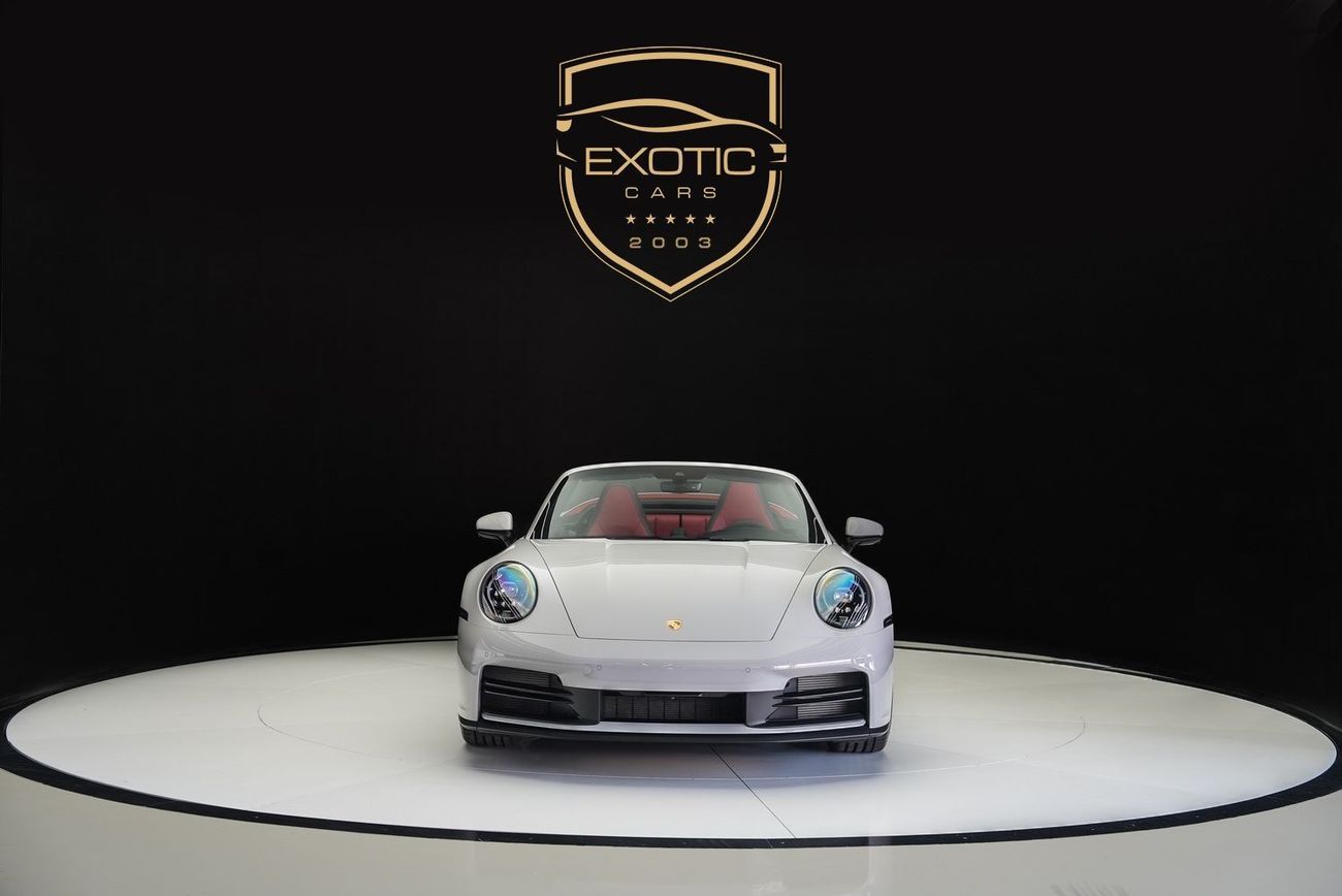 Porsche 911 Carrera 4 3.0L (444 HP) Convertible