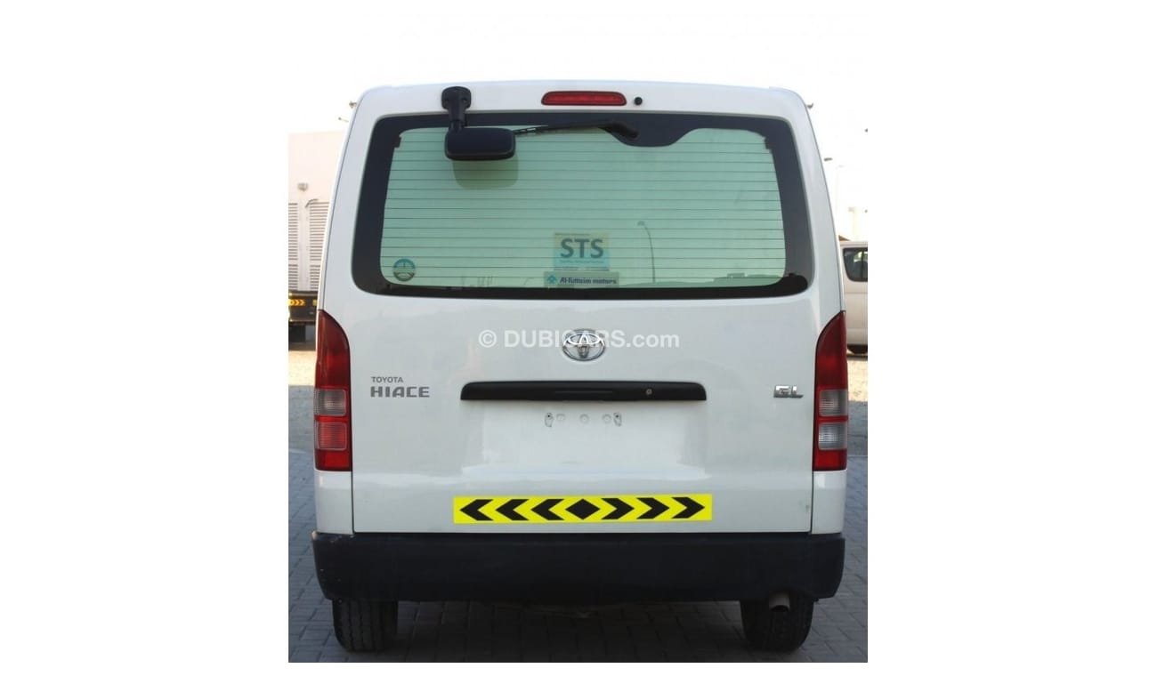 تويوتا هاياس تويوتا هايس 2017 خليجي ثلاجة  بحالة ممتازة بدون حوادث