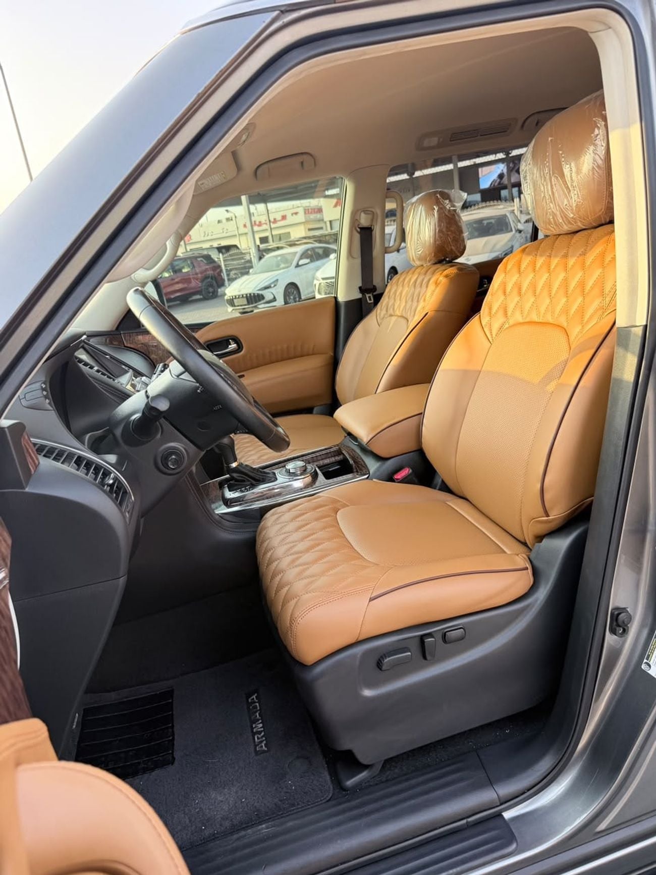Nissan Armada SL SV 5.6L 4WD 4x4 original paint clean title
