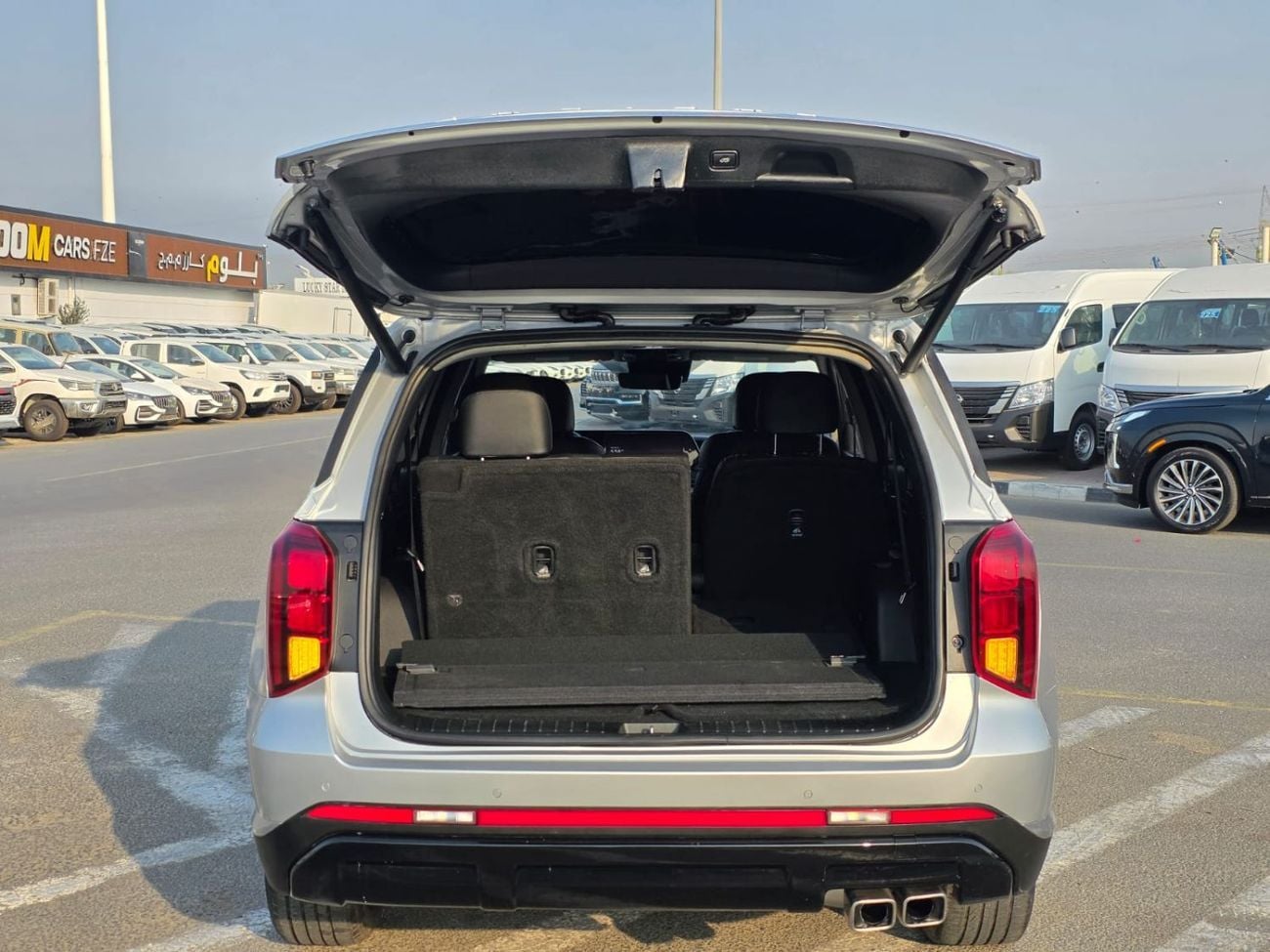 Hyundai Palisade 3.8L GDi Limited Sunroof , MoonRoof , 360 camera , 7 seater and Parking sensors